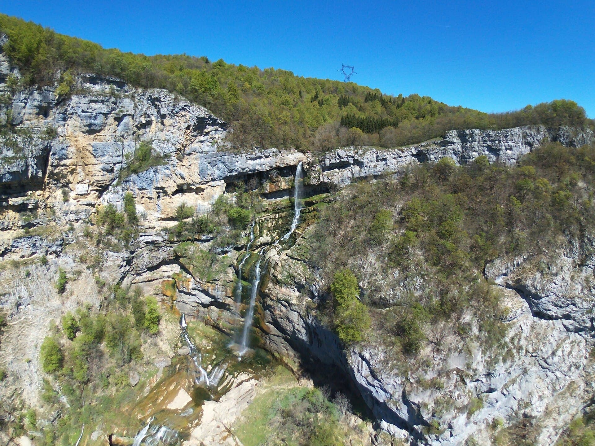 Cascade de Charabotte01 2016-05-05