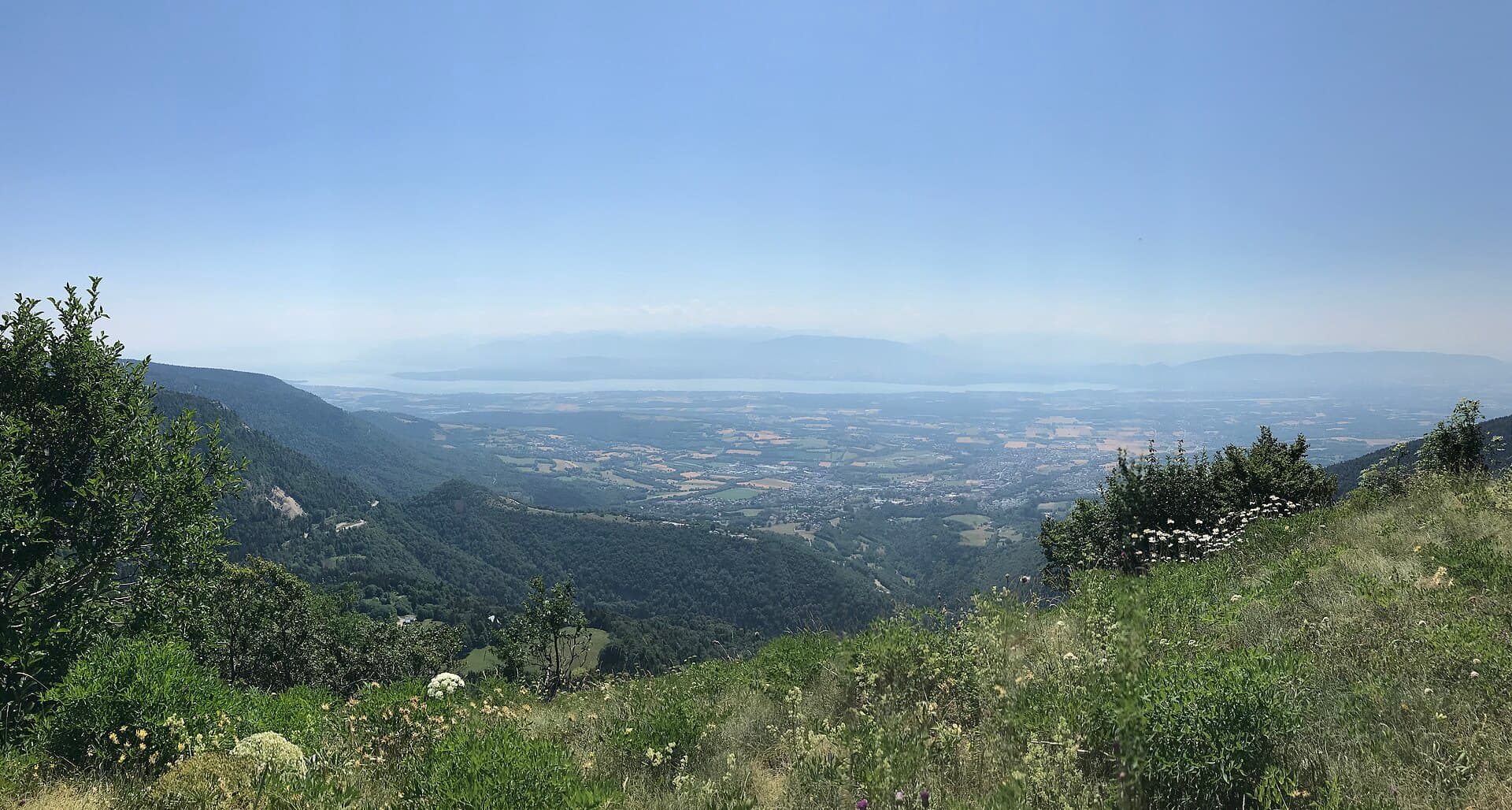 Vue vers le sud-est depuis le col de la Faucille, Mijoux, 2026