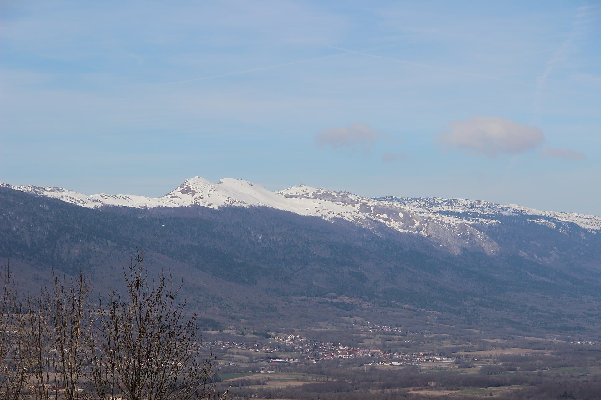 View on the French Jura - panoramio