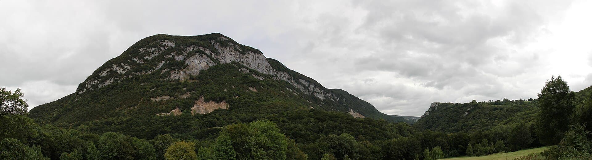 Panoramic view on Le Vuache - panoramio (13)
