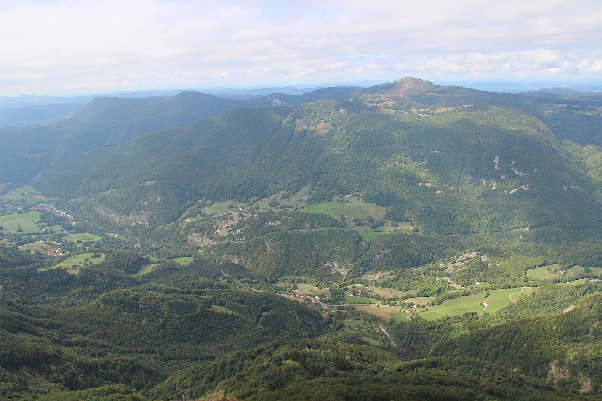 Vallée de la Valserine from La Marie du Jura - panoramio (11)