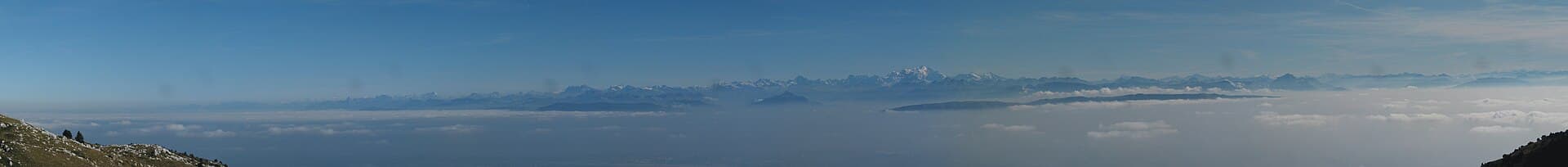 Alps viewed from near Le Reculet - panoramio