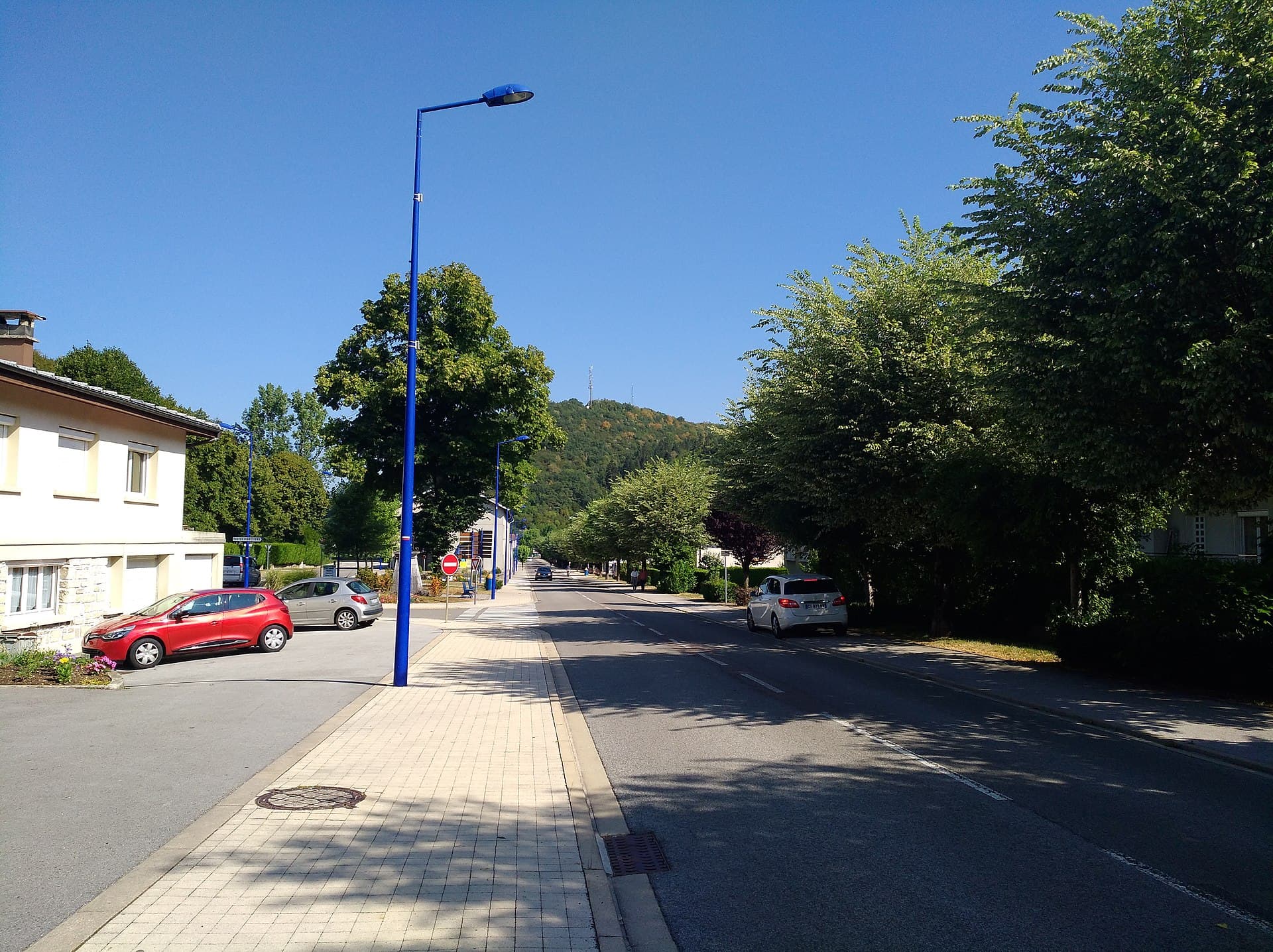 Moirans-en-Montagne - Avenue de Franche-Comté (juil 2018)